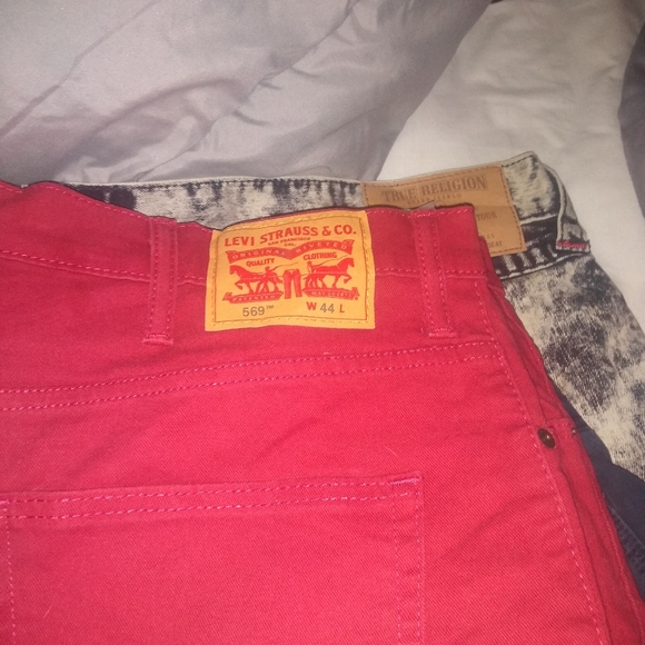 Shorts mostly Rocks. - Picture 2 of 7